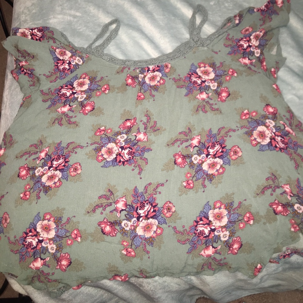 Cold shoulder shirt from rue 21